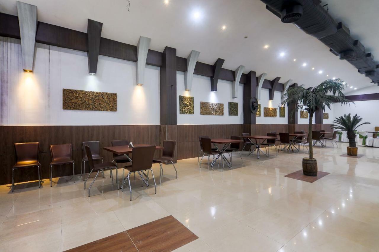 Oyo36006东方休闲酒店 Nunmati 外观 照片